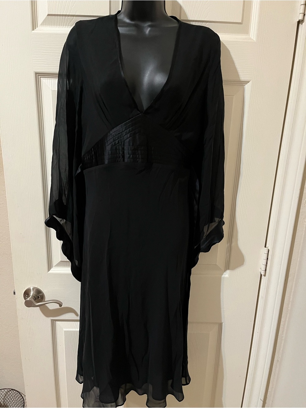 Elegant Black V-Neck Sheer Sleeve Express brand Midi Dress